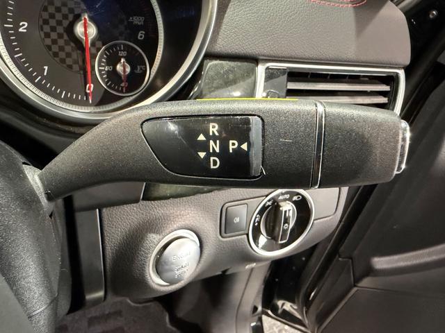 GLE GLE350d 4マチック クーペスポーツ パナメリカーナグリル/サンルーフ/21AW/360°カメラ/黒革/純正ナビTV/ETC/メモリー付きパワーシート/レッドキャリパー/シートヒーター/レーダーセーフティPKG/アンビエント/(32枚目)