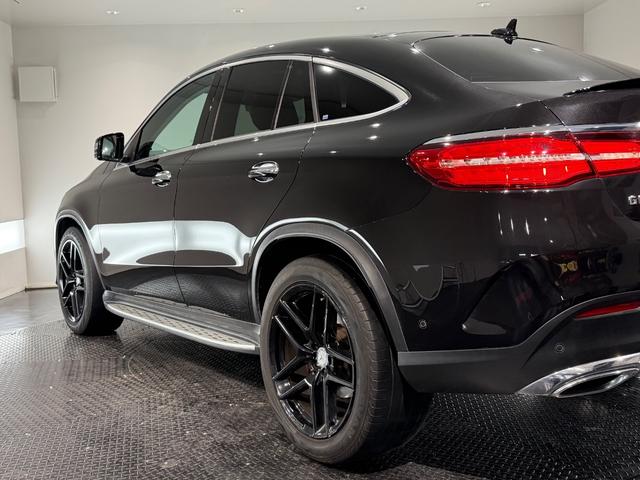 GLE GLE350d 4マチック クーペスポーツ パナメリカーナグリル/サンルーフ/21AW/360°カメラ/黒革/純正ナビTV/ETC/メモリー付きパワーシート/レッドキャリパー/シートヒーター/レーダーセーフティPKG/アンビエント/(72枚目)