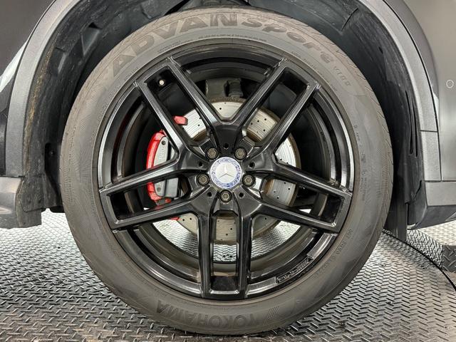 GLE GLE350d 4マチック クーペスポーツ パナメリカーナグリル/サンルーフ/21AW/360°カメラ/黒革/純正ナビTV/ETC/メモリー付きパワーシート/レッドキャリパー/シートヒーター/レーダーセーフティPKG/アンビエント/(75枚目)