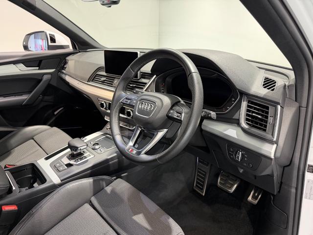 Q5 45TFSIクワトロ スポーツ Sラインパッケージ マトリクスLEDヘッドライト/バーチャルコックピット/パノラマサンルーフ/19AW/BANG&OLUFSENサウンド/純正ナビTV/Bカメラ/ETC/メモリー付きパワーシート/ハーフレザー/ドラレコ/(11枚目)