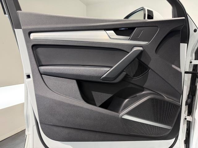 Q5 45TFSIクワトロ スポーツ Sラインパッケージ マトリクスLEDヘッドライト/バーチャルコックピット/パノラマサンルーフ/19AW/BANG&OLUFSENサウンド/純正ナビTV/Bカメラ/ETC/メモリー付きパワーシート/ハーフレザー/ドラレコ/(22枚目)