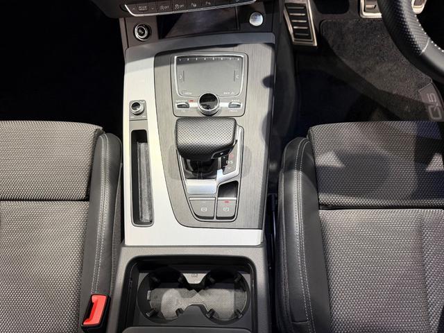 Q5 45TFSIクワトロ スポーツ Sラインパッケージ マトリクスLEDヘッドライト/バーチャルコックピット/パノラマサンルーフ/19AW/BANG&OLUFSENサウンド/純正ナビTV/Bカメラ/ETC/メモリー付きパワーシート/ハーフレザー/ドラレコ/(38枚目)