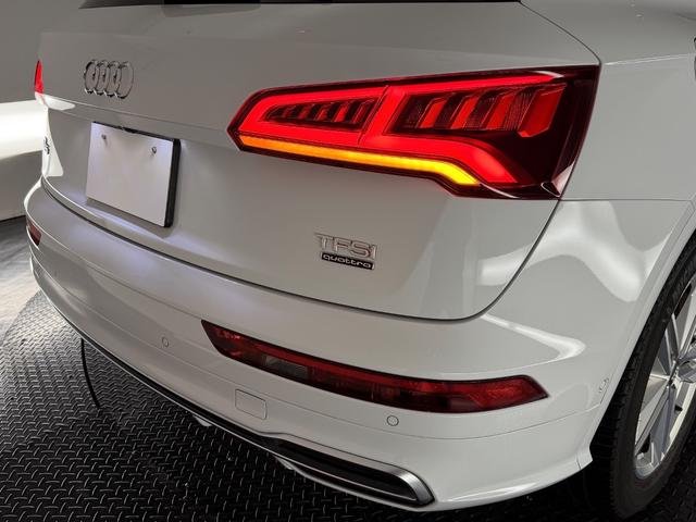 Q5 45TFSIクワトロ スポーツ Sラインパッケージ マトリクスLEDヘッドライト/バーチャルコックピット/パノラマサンルーフ/19AW/BANG&OLUFSENサウンド/純正ナビTV/Bカメラ/ETC/メモリー付きパワーシート/ハーフレザー/ドラレコ/(64枚目)