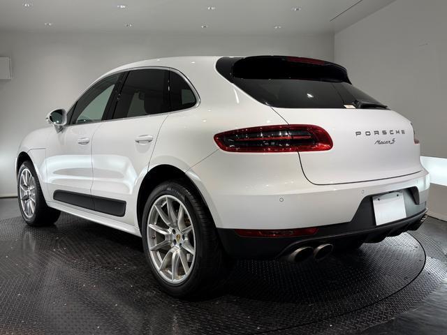 マカン マカンS BOSEサウンド/エントリー&ドライブシステム/シートヒーター/黒革/クルコン/メモリー付きパワーシート/Bカメラ/ETC/電動リアゲート/20AW/12wayパワーシート(8枚目)