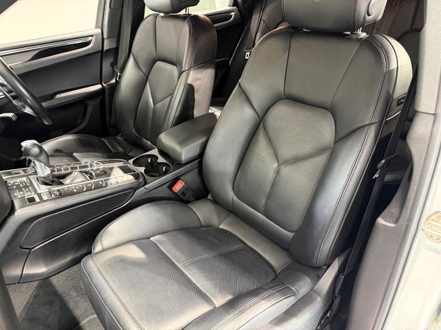 マカン マカンS BOSEサウンド/エントリー&ドライブシステム/シートヒーター/黒革/クルコン/メモリー付きパワーシート/Bカメラ/ETC/電動リアゲート/20AW/12wayパワーシート(21枚目)