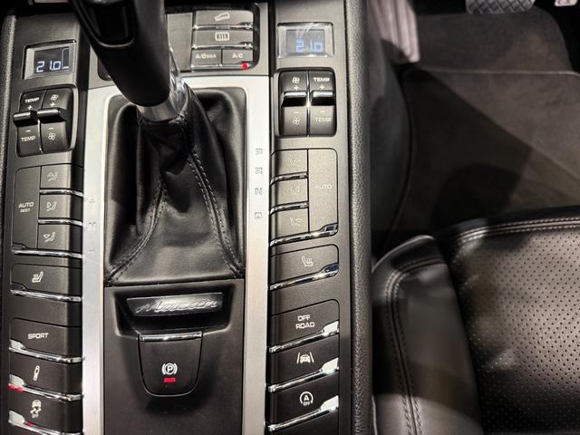 マカン マカンS BOSEサウンド/エントリー&ドライブシステム/シートヒーター/黒革/クルコン/メモリー付きパワーシート/Bカメラ/ETC/電動リアゲート/20AW/12wayパワーシート(40枚目)