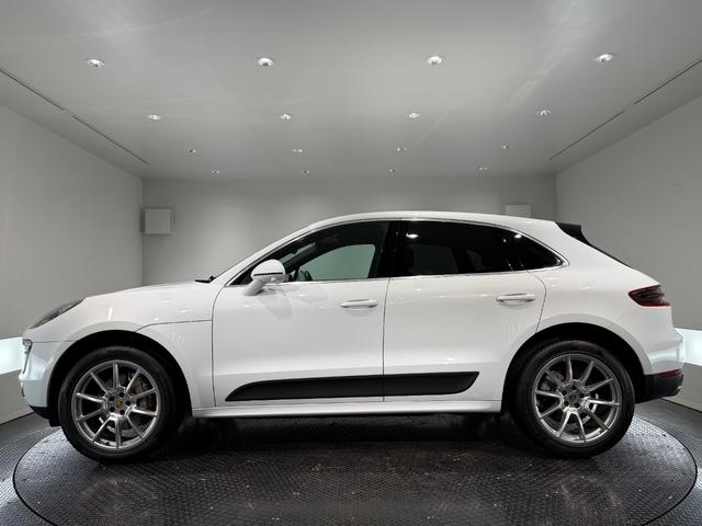 マカン マカンS BOSEサウンド/エントリー&ドライブシステム/シートヒーター/黒革/クルコン/メモリー付きパワーシート/Bカメラ/ETC/電動リアゲート/20AW/12wayパワーシート(66枚目)