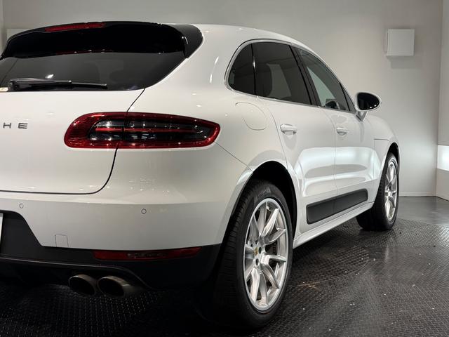 マカン マカンS BOSEサウンド/エントリー&ドライブシステム/シートヒーター/黒革/クルコン/メモリー付きパワーシート/Bカメラ/ETC/電動リアゲート/20AW/12wayパワーシート(68枚目)