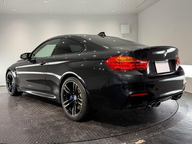 M4 M4クーペ ホワイトレザー/19インチAW/カーボンインパネ/シートヒーター/純正ナビTV/Bカメラ/メモリー付きパワーシート/ETC/(8枚目)