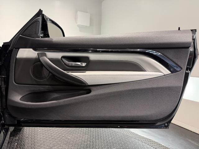 M4 M4クーペ ホワイトレザー/19インチAW/カーボンインパネ/シートヒーター/純正ナビTV/Bカメラ/メモリー付きパワーシート/ETC/(15枚目)