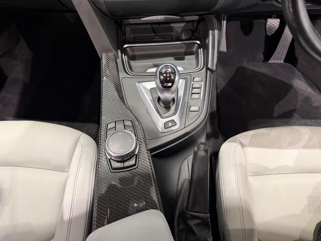 M4 M4クーペ ホワイトレザー/19インチAW/カーボンインパネ/シートヒーター/純正ナビTV/Bカメラ/メモリー付きパワーシート/ETC/(34枚目)