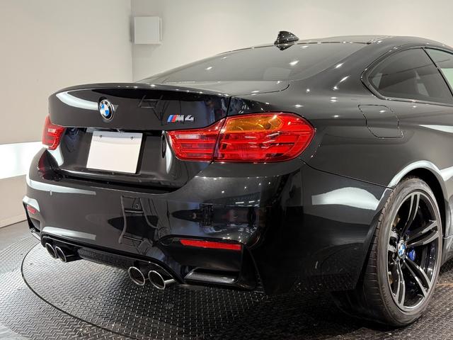 M4 M4クーペ ホワイトレザー/19インチAW/カーボンインパネ/シートヒーター/純正ナビTV/Bカメラ/メモリー付きパワーシート/ETC/(67枚目)