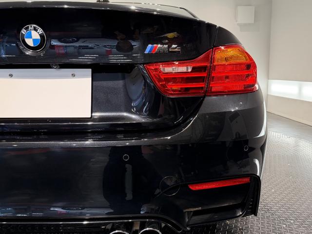 M4 M4クーペ ホワイトレザー/19インチAW/カーボンインパネ/シートヒーター/純正ナビTV/Bカメラ/メモリー付きパワーシート/ETC/(70枚目)