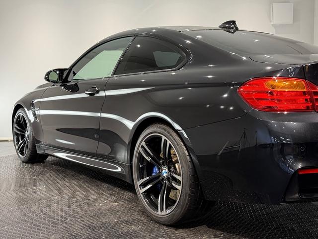 M4 M4クーペ ホワイトレザー/19インチAW/カーボンインパネ/シートヒーター/純正ナビTV/Bカメラ/メモリー付きパワーシート/ETC/(71枚目)