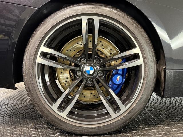 M4 M4クーペ ホワイトレザー/19インチAW/カーボンインパネ/シートヒーター/純正ナビTV/Bカメラ/メモリー付きパワーシート/ETC/(73枚目)