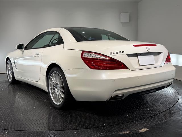 SL SL550ブルーエフィシェンシー ベンチレーション/シートヒーター/レーダーセーフティPKG/18インチAW/キーレスゴー/ナッパレザー/ハーマンカードンサウンド/純正ナビTV/ETC/Bカメラ/メモリー付きパワーシート(8枚目)