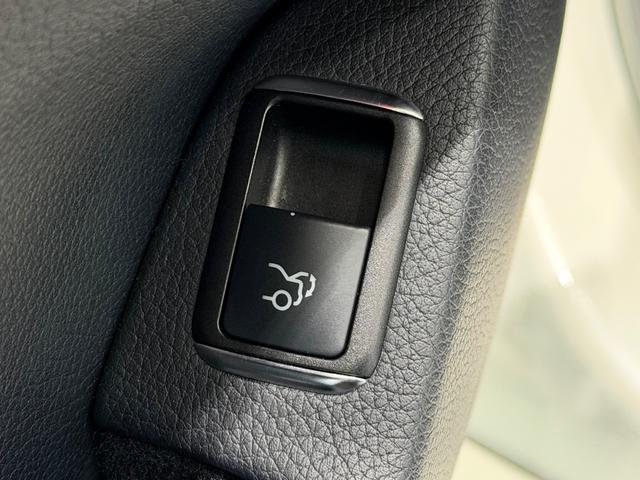 SL SL550ブルーエフィシェンシー ベンチレーション/シートヒーター/レーダーセーフティPKG/18インチAW/キーレスゴー/ナッパレザー/ハーマンカードンサウンド/純正ナビTV/ETC/Bカメラ/メモリー付きパワーシート(17枚目)