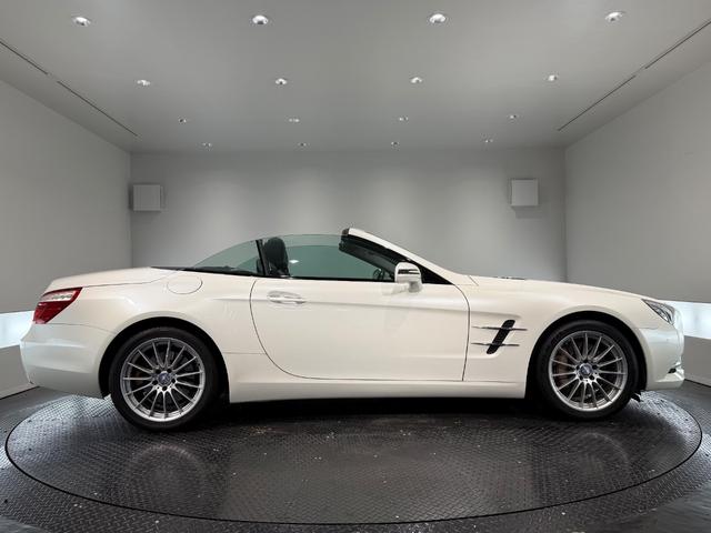 SL SL550ブルーエフィシェンシー ベンチレーション/シートヒーター/レーダーセーフティPKG/18インチAW/キーレスゴー/ナッパレザー/ハーマンカードンサウンド/純正ナビTV/ETC/Bカメラ/メモリー付きパワーシート(62枚目)