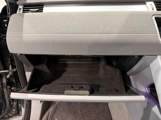 レンジローバーイヴォークコンバーチブル HSEダイナミック 白黒コンビレザー/ブラックパック/ラグジュアリーシートパック/ラグジュアリーパック/ACC/コールドクライメイトコンビニエンスパック/MERIDANサウンド/20AW/ベンチレーション/ドラレコ(40枚目)