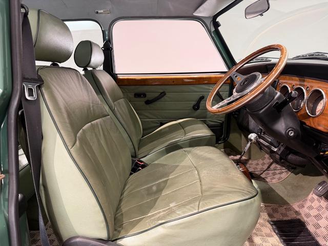 MINI クーパー 正規ディーラー車/モトリスタステアリング/レザーシート/12インチAW/(12枚目)
