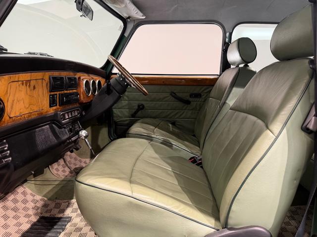 MINI クーパー 正規ディーラー車/モトリスタステアリング/レザーシート/12インチAW/(17枚目)