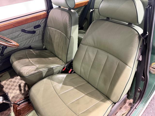 MINI クーパー 正規ディーラー車/モトリスタステアリング/レザーシート/12インチAW/(18枚目)