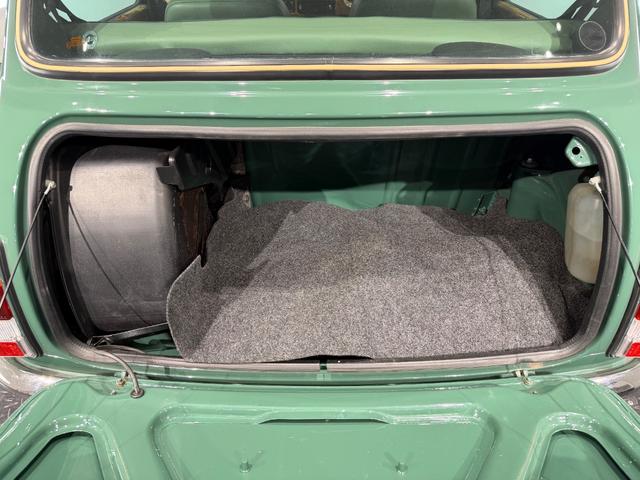 MINI クーパー 正規ディーラー車/モトリスタステアリング/レザーシート/12インチAW/(31枚目)