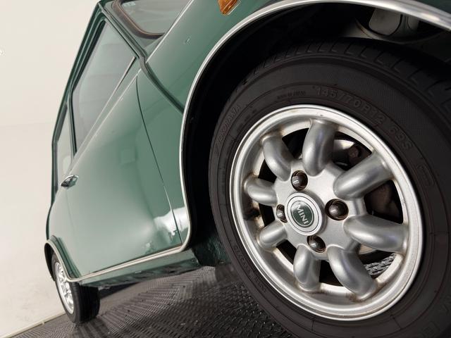 MINI クーパー 正規ディーラー車/モトリスタステアリング/レザーシート/12インチAW/(40枚目)
