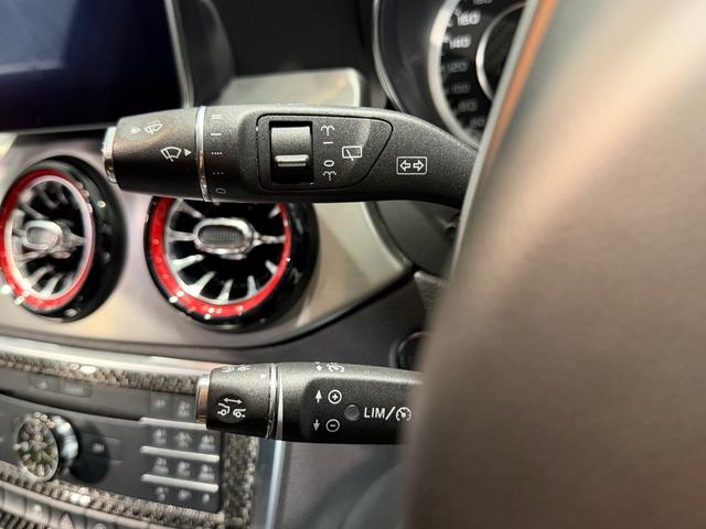 GLAクラス GLA45 AMG 4マチック レーダーセーフティPKG/19AW/AMGエクゾースト/黒革/シートヒーター/純正ナビTV/キーレスゴー/Bカメラ/メモリー付きパワーシート/ETC(31枚目)