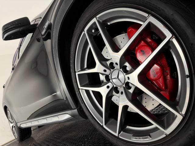 GLAクラス GLA45 AMG 4マチック レーダーセーフティPKG/19AW/AMGエクゾースト/黒革/シートヒーター/純正ナビTV/キーレスゴー/Bカメラ/メモリー付きパワーシート/ETC(61枚目)