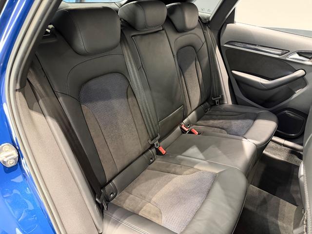 RS Q3 パフォーマンス ベースグレード パノラマサンルーフ/パワーバックドア/純正ナビTV/BOSEサウンド/カーボンインパネ/ハーフレザー/シートヒーター/ETC/Bカメラ/20AW/レッドキャリパー/(24枚目)