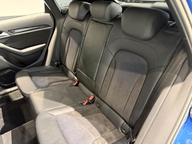 RS Q3 パフォーマンス ベースグレード パノラマサンルーフ/パワーバックドア/純正ナビTV/BOSEサウンド/カーボンインパネ/ハーフレザー/シートヒーター/ETC/Bカメラ/20AW/レッドキャリパー/(27枚目)