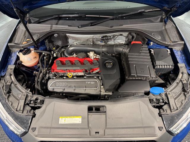 RS Q3 パフォーマンス ベースグレード パノラマサンルーフ/パワーバックドア/純正ナビTV/BOSEサウンド/カーボンインパネ/ハーフレザー/シートヒーター/ETC/Bカメラ/20AW/レッドキャリパー/(48枚目)