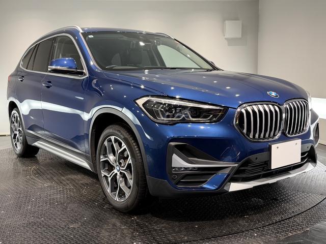 X1 xDrive 18d xライン 18インチAW/ハーフレザー/パワーバックドア/メモリー付きパワーシート/インテリジェントセーフティ/Bカメラ/ETC/ドライビングアシスト/アダプティブクルーズコントロール(4枚目)