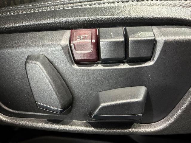X1 xDrive 18d xライン 18インチAW/ハーフレザー/パワーバックドア/メモリー付きパワーシート/インテリジェントセーフティ/Bカメラ/ETC/ドライビングアシスト/アダプティブクルーズコントロール(14枚目)
