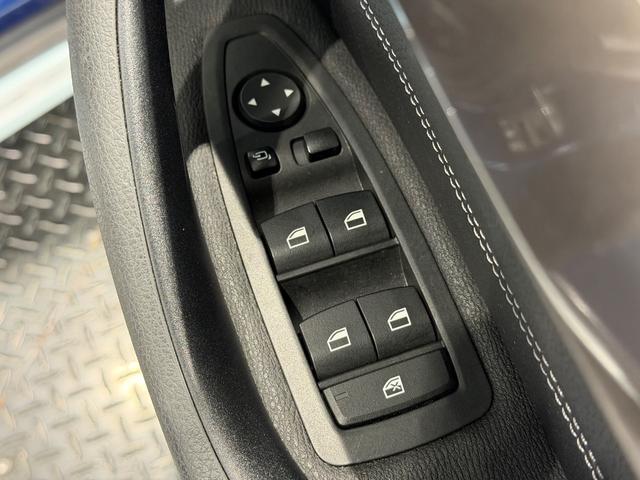 X1 xDrive 18d xライン 18インチAW/ハーフレザー/パワーバックドア/メモリー付きパワーシート/インテリジェントセーフティ/Bカメラ/ETC/ドライビングアシスト/アダプティブクルーズコントロール(16枚目)