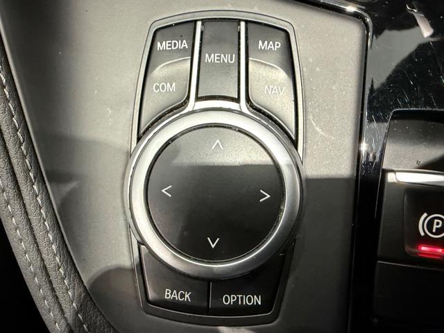 X1 xDrive 18d xライン 18インチAW/ハーフレザー/パワーバックドア/メモリー付きパワーシート/インテリジェントセーフティ/Bカメラ/ETC/ドライビングアシスト/アダプティブクルーズコントロール(39枚目)