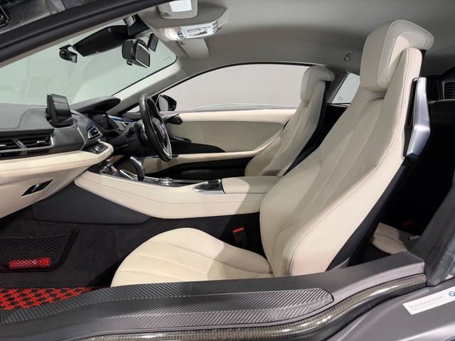 i8 ベースグレード アイボリーレザー/5本トリプルスポーク20AW/ストレージPKG/ハーマンカードンサウンド/Bカメラ/ETC/LEDヘッド/シートヒーター/ドラレコ/(16枚目)
