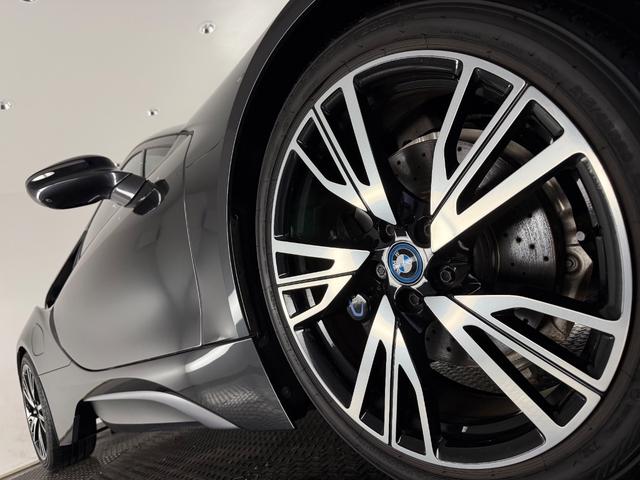 i8 ベースグレード アイボリーレザー/5本トリプルスポーク20AW/ストレージPKG/ハーマンカードンサウンド/Bカメラ/ETC/LEDヘッド/シートヒーター/ドラレコ/(52枚目)