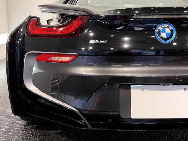 i8 ベースグレード アイボリーレザー/5本トリプルスポーク20AW/ストレージPKG/ハーマンカードンサウンド/Bカメラ/ETC/LEDヘッド/シートヒーター/ドラレコ/(63枚目)