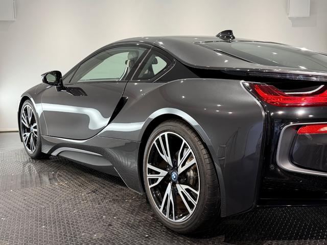 i8 ベースグレード アイボリーレザー/5本トリプルスポーク20AW/ストレージPKG/ハーマンカードンサウンド/Bカメラ/ETC/LEDヘッド/シートヒーター/ドラレコ/(65枚目)