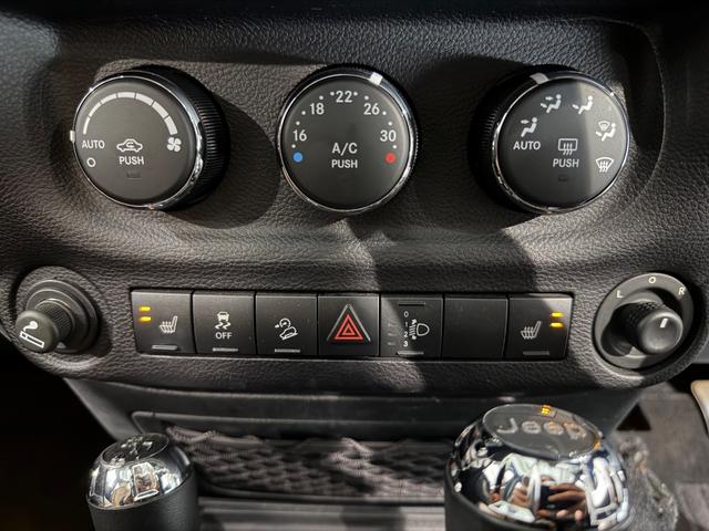 ジープ・ラングラーアンリミテッド 75thアニバーサリーエディション 150台限定車/ワンオーナー車/スポーツメッシュコンビベージュレザーシート/17インチAW/カロッツェリアナビTV/シートヒーター/Bカメラ/ETC/ドラレコ/Bluetoothオーディオ(34枚目)