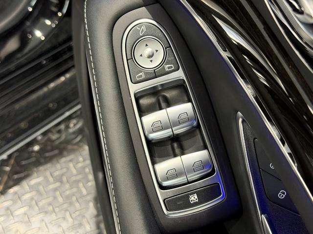 Sクラス S63 ロング マンソリ―フルエアロ/カーボンボンネット/マンソリ―22AW/ベンチレーション/サンルーフ/黒革/シートヒーター/ナイトビジョン/360°カメラ/純正ナビTV/ETC/(14枚目)