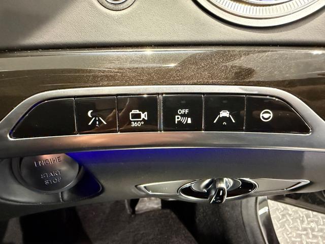 Sクラス S63 ロング マンソリ―フルエアロ/カーボンボンネット/マンソリ―22AW/ベンチレーション/サンルーフ/黒革/シートヒーター/ナイトビジョン/360°カメラ/純正ナビTV/ETC/(33枚目)