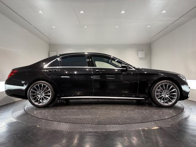 Ｓクラス Ｓ５６０ｅロング　ショーファーＰＫＧ／ヘッドアップディスプレイ／ブルメスターサウンド／サンルーフ／リラクゼーションシート／２０ＡＷ／純正ナビＴＶ／３６０°カメラ／ベンチレーション／シートヒーター／黒革（5枚目）