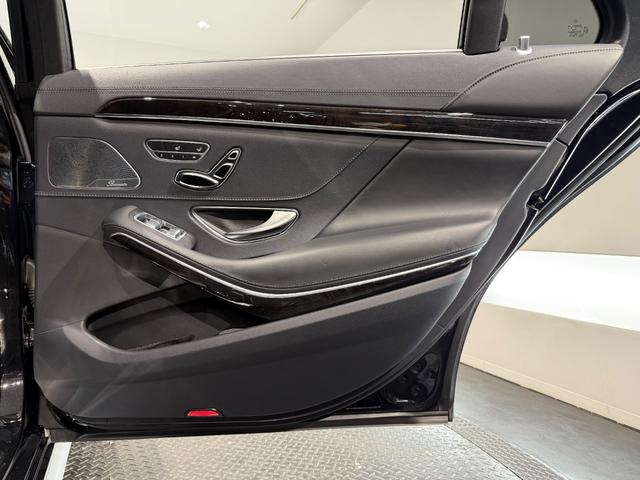 Ｓクラス Ｓ５６０ｅロング　ショーファーＰＫＧ／ヘッドアップディスプレイ／ブルメスターサウンド／サンルーフ／リラクゼーションシート／２０ＡＷ／純正ナビＴＶ／３６０°カメラ／ベンチレーション／シートヒーター／黒革（23枚目）