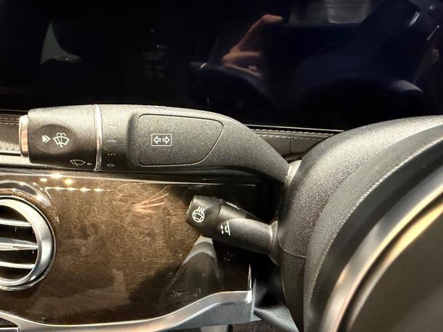 Ｓクラス Ｓ５６０ｅロング　ショーファーＰＫＧ／ヘッドアップディスプレイ／ブルメスターサウンド／サンルーフ／リラクゼーションシート／２０ＡＷ／純正ナビＴＶ／３６０°カメラ／ベンチレーション／シートヒーター／黒革（31枚目）