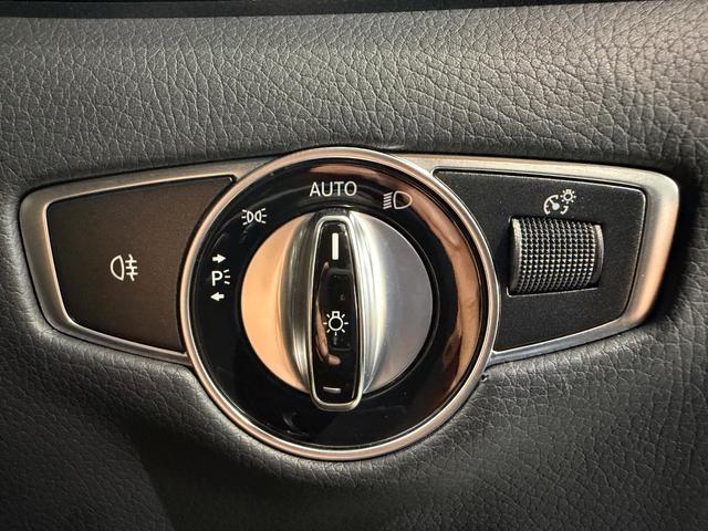 Ｓクラス Ｓ５６０ｅロング　ショーファーＰＫＧ／ヘッドアップディスプレイ／ブルメスターサウンド／サンルーフ／リラクゼーションシート／２０ＡＷ／純正ナビＴＶ／３６０°カメラ／ベンチレーション／シートヒーター／黒革（33枚目）