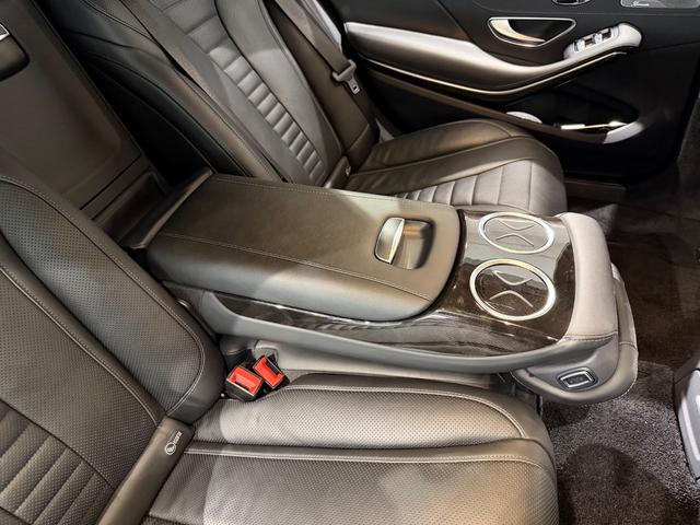 Ｓクラス Ｓ５６０ｅロング　ショーファーＰＫＧ／ヘッドアップディスプレイ／ブルメスターサウンド／サンルーフ／リラクゼーションシート／２０ＡＷ／純正ナビＴＶ／３６０°カメラ／ベンチレーション／シートヒーター／黒革（40枚目）