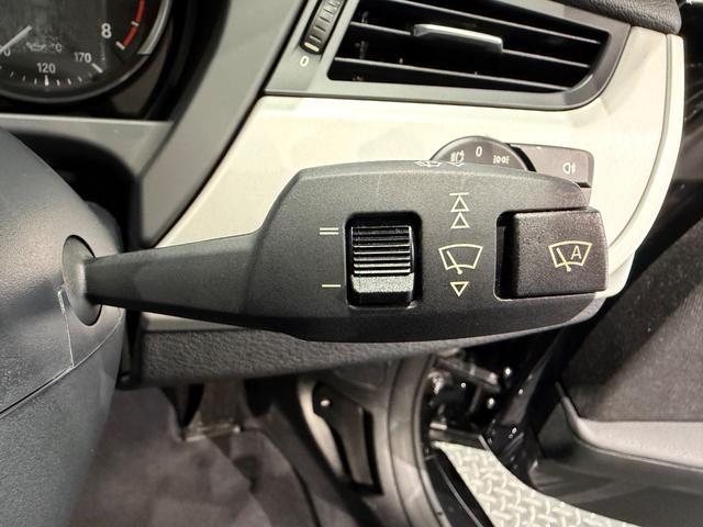 Ｚ４ ｓＤｒｉｖｅ２０ｉ　１７インチＡＷ／ＥＴＣ／パナマクロスシート／パドルシフト／レーダー探知機／（23枚目）